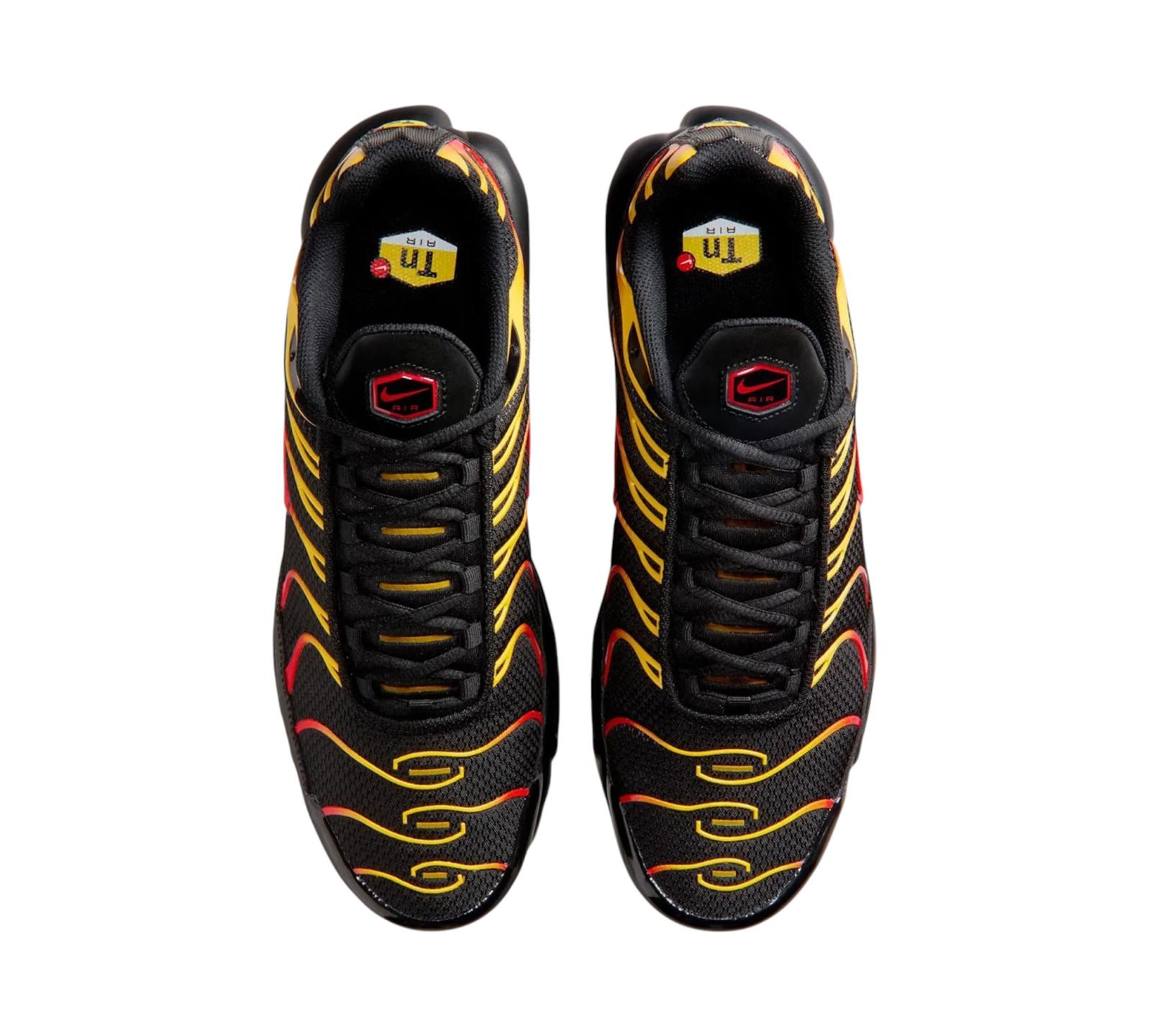 NIKE AIR MAX PLUS BLACK UNIVERSITY GOLD RED