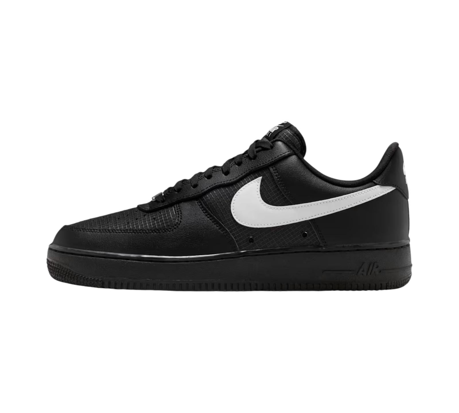 NIKE AIR FORCE 1 07 LV8 BLACK WHITE TECH