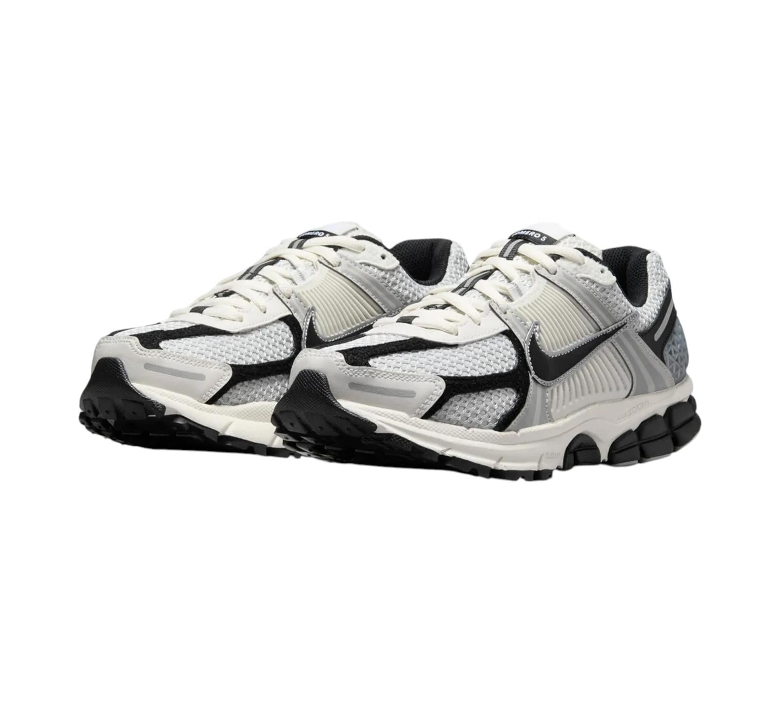 NIKE ZOOM VOMERO 5 PHOTON DUST BLACK