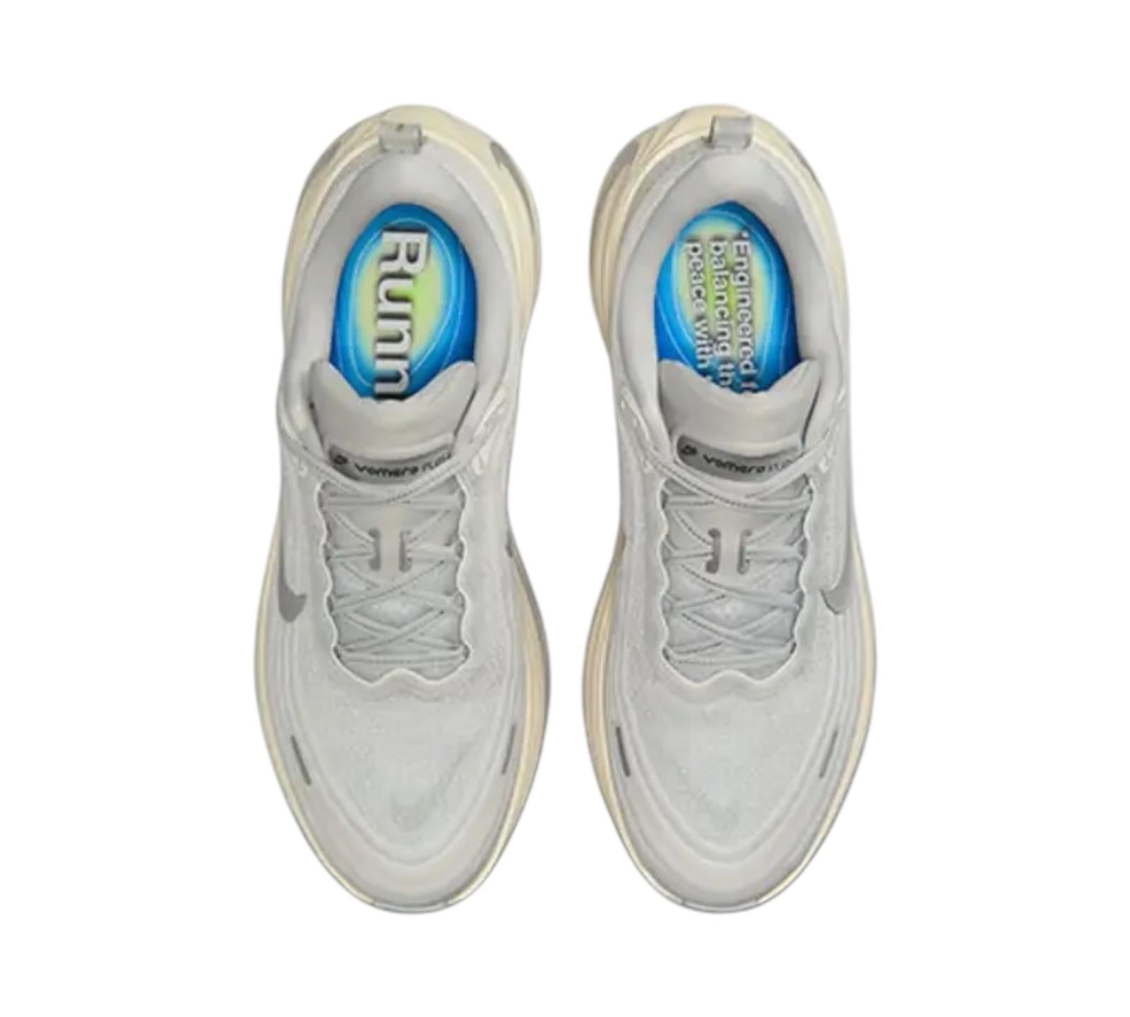 NIKE VOMERO PLUS RUNNING IS MENTAL