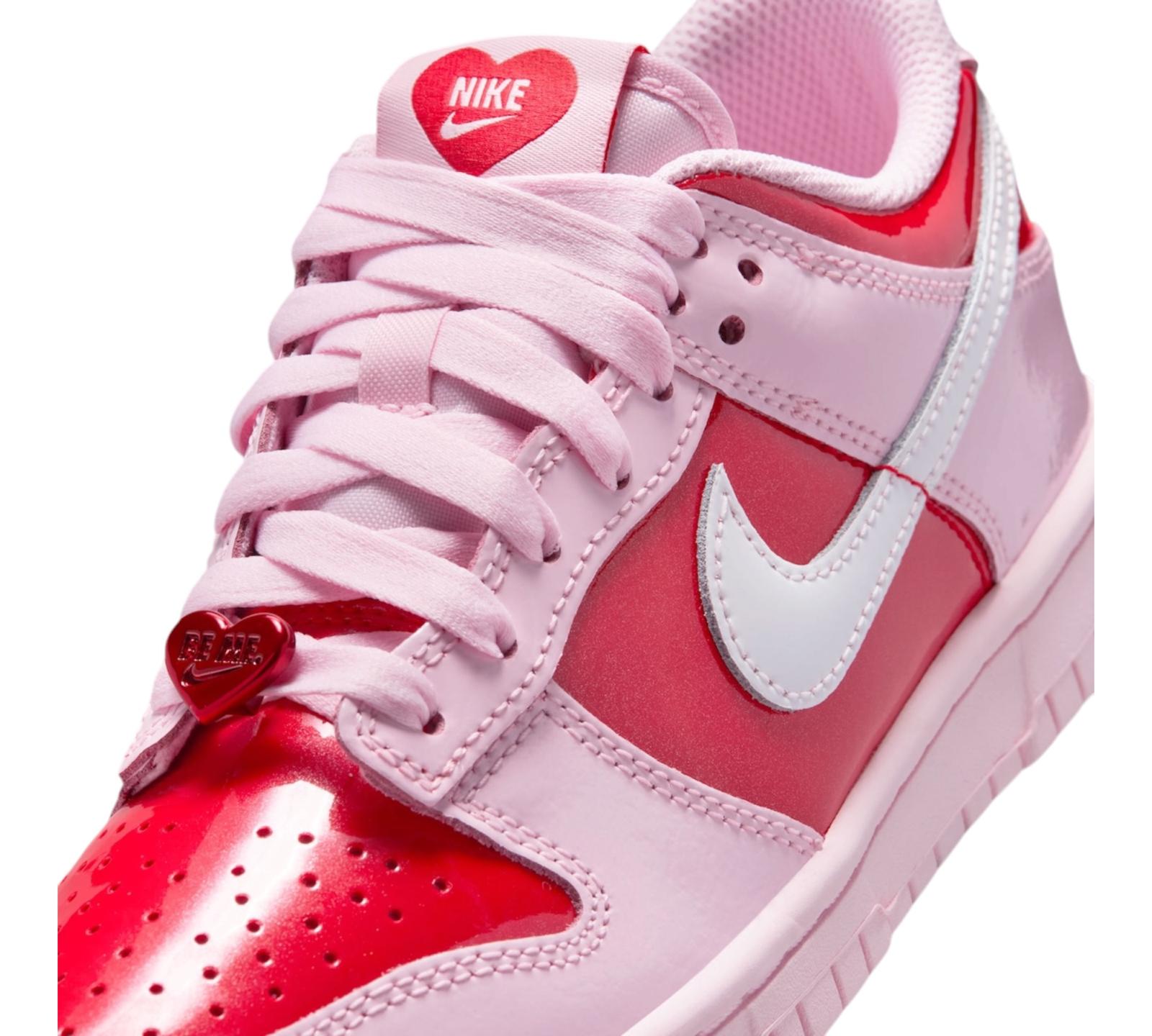 NIKE DUNK LOW VALENTINE'S DAY