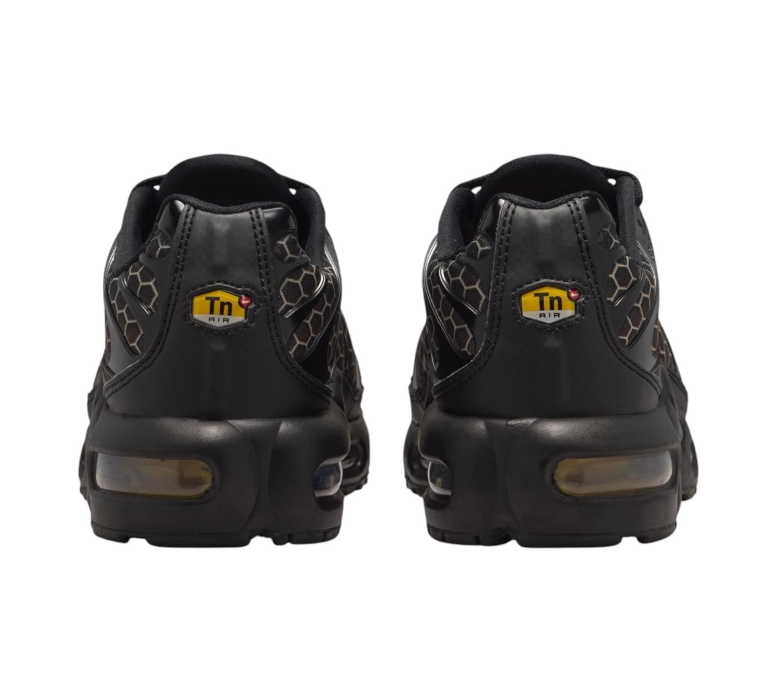 NIKE AIR MAX PLUS BLACK HONEY
