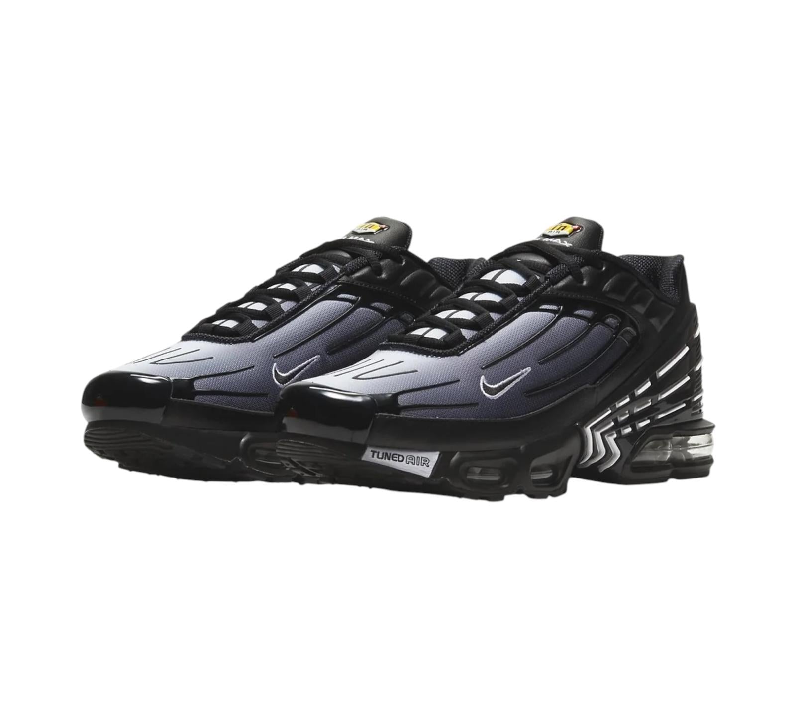 NIKE AIR MAX PLUS 3 BLACK WHITE