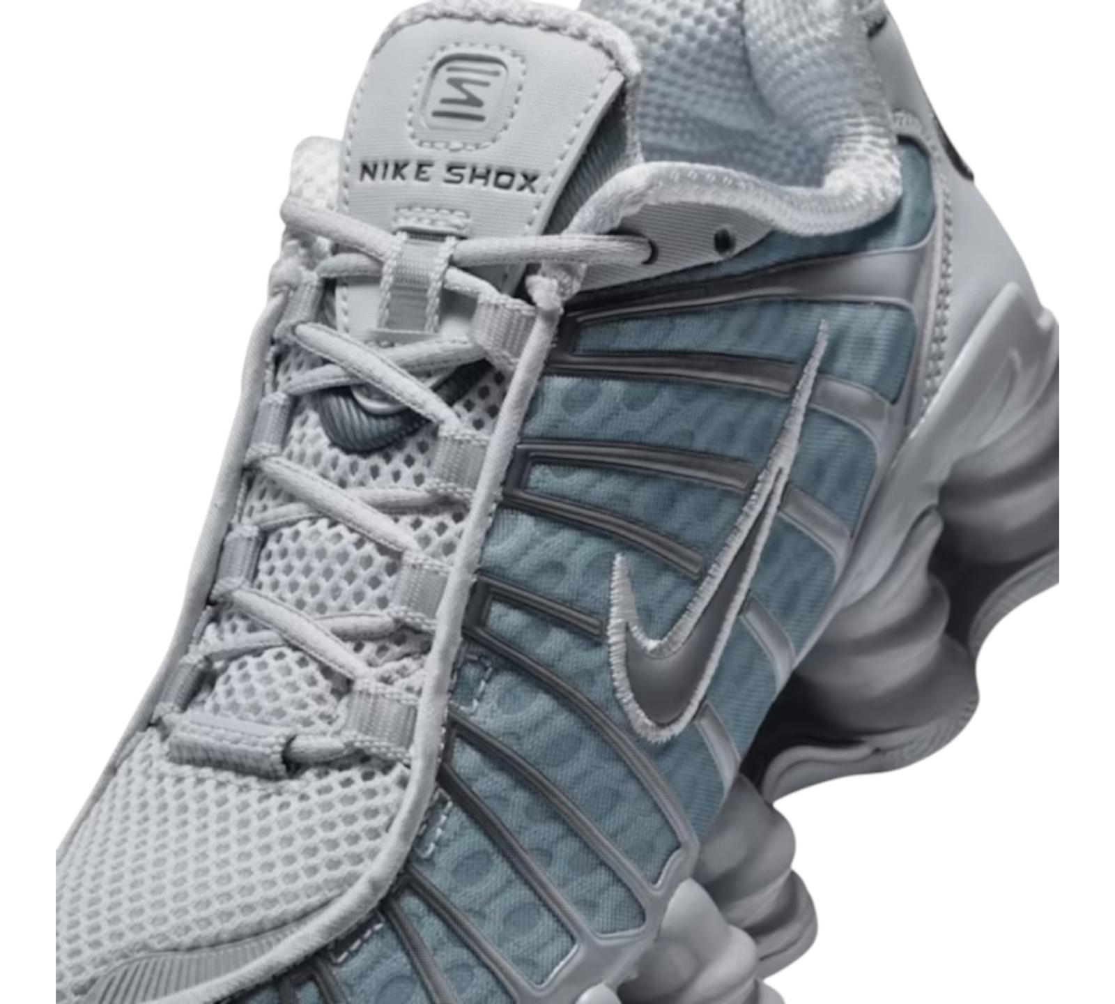 NIKE SHOX TL WOLF GREY IRON GREY