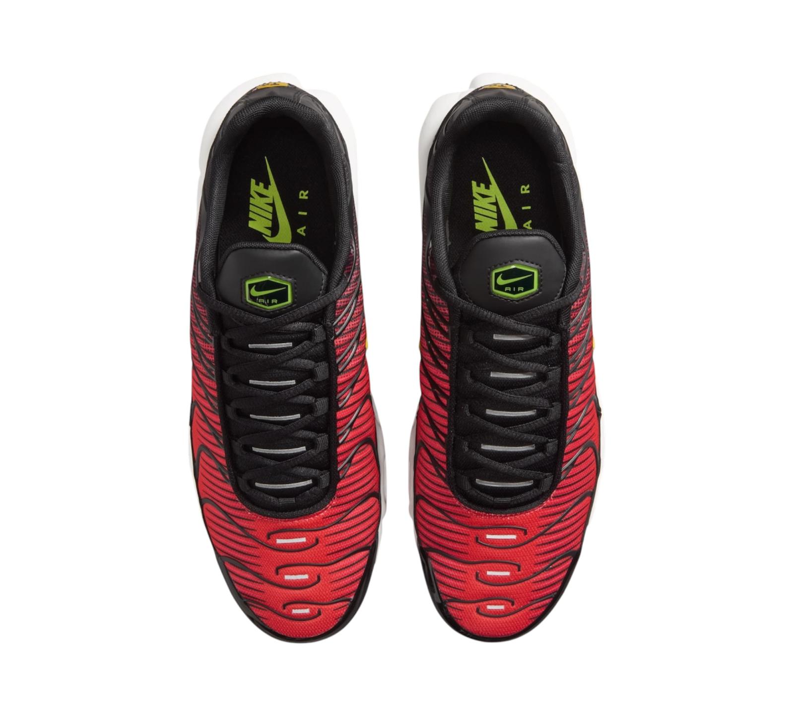 NIKE AIR MAX PLUS LIGHT CRIMSON