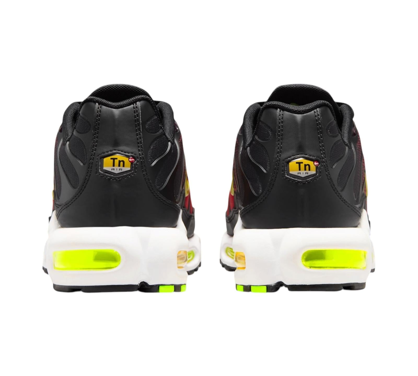 NIKE AIR MAX PLUS LIGHT CRIMSON