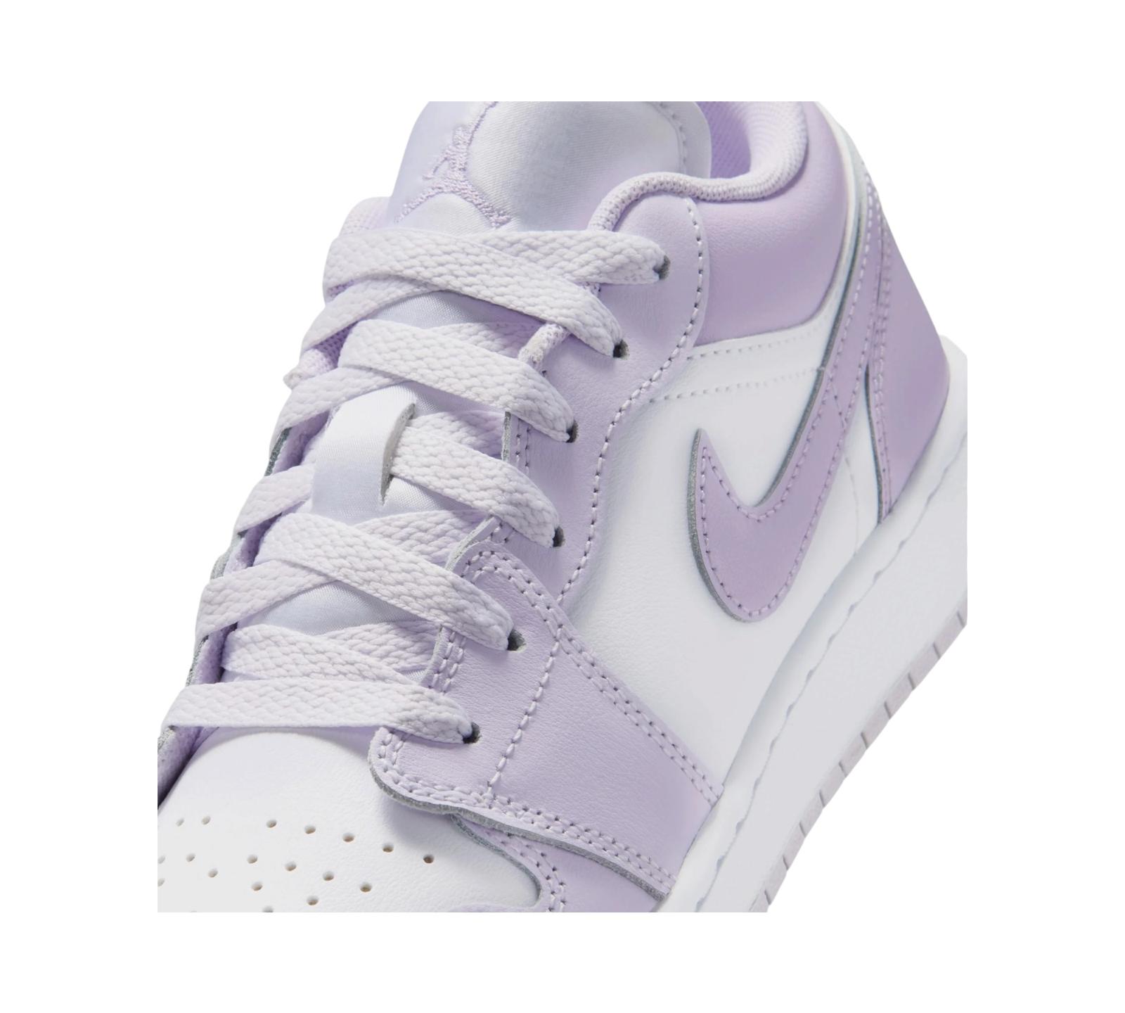 JORDAN 1 LOW BARELY GRAPE