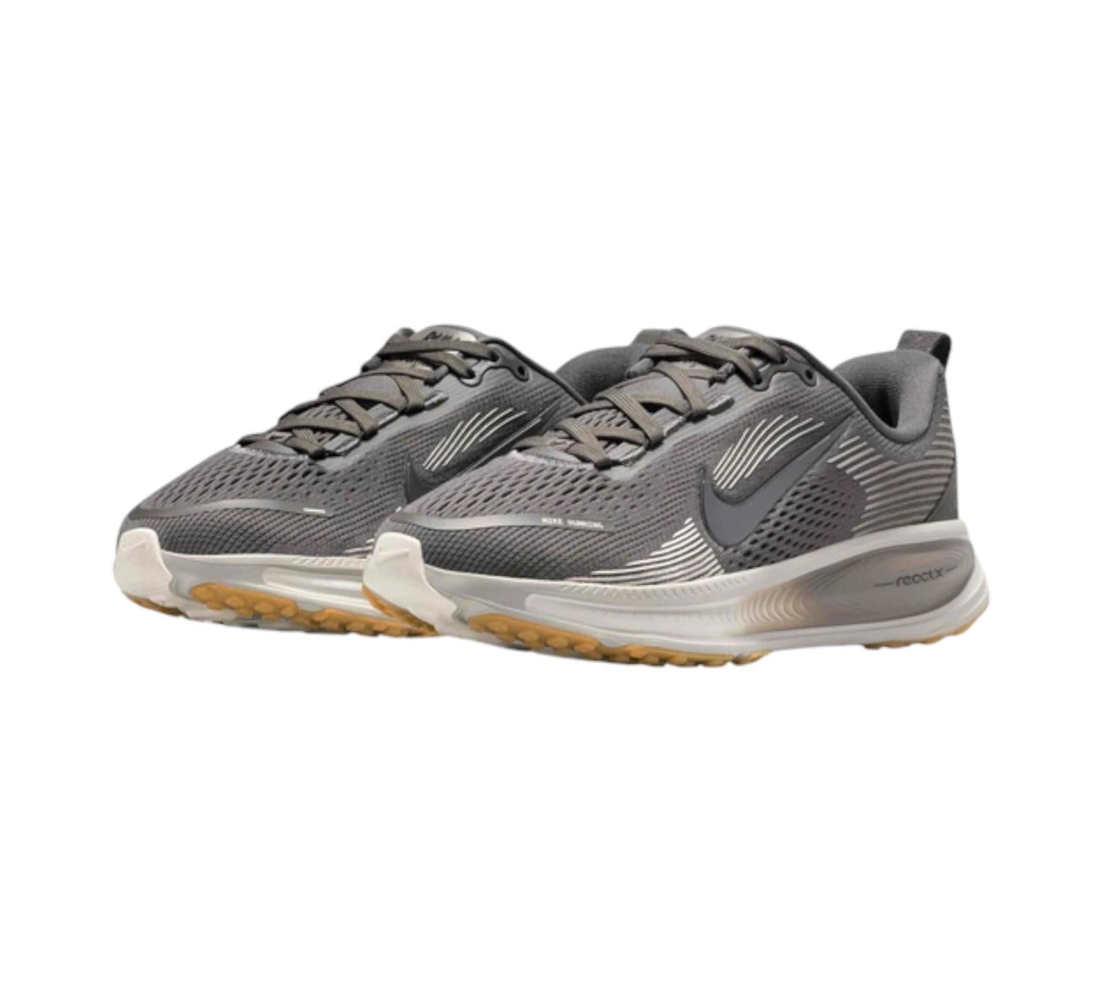 NIKE VOMERO 18 MEDIUM ASH COLLEGE GREY PALE IVORY