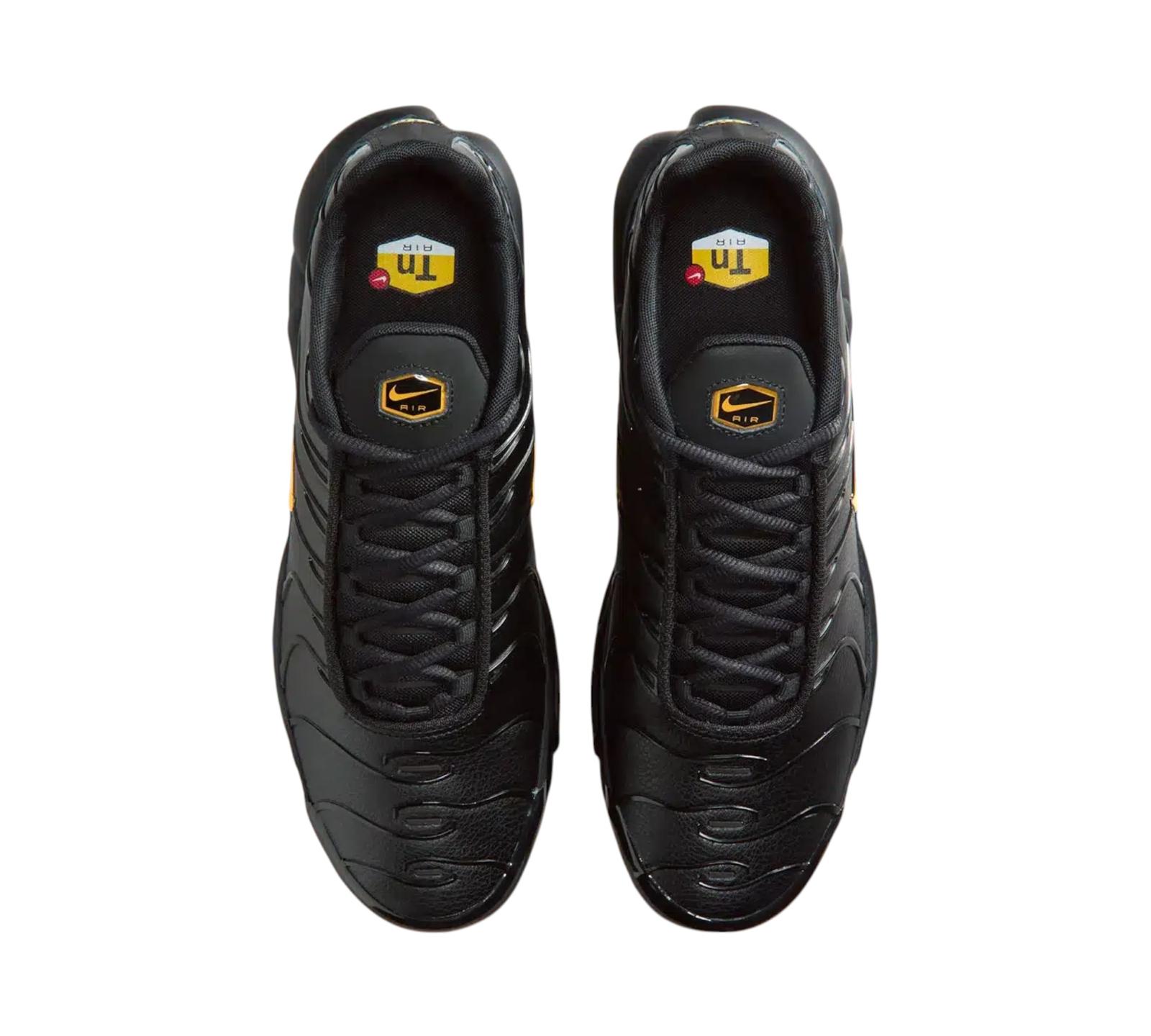 NIKE AIR MAX PLUS BLACK ORANGE