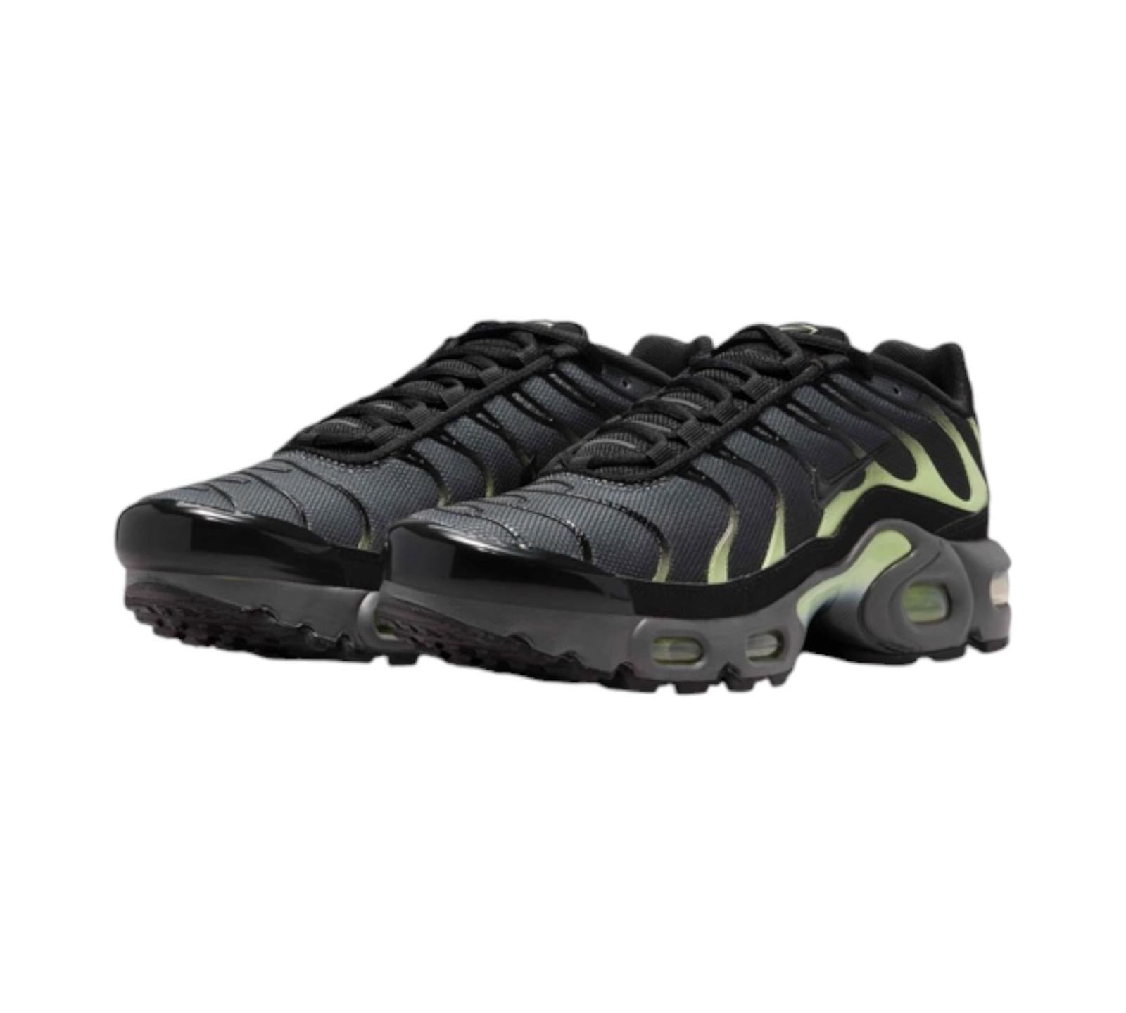 NIKE AIR MAX PLUS IRON GREY LIGHT LIQUID LIME BLACK