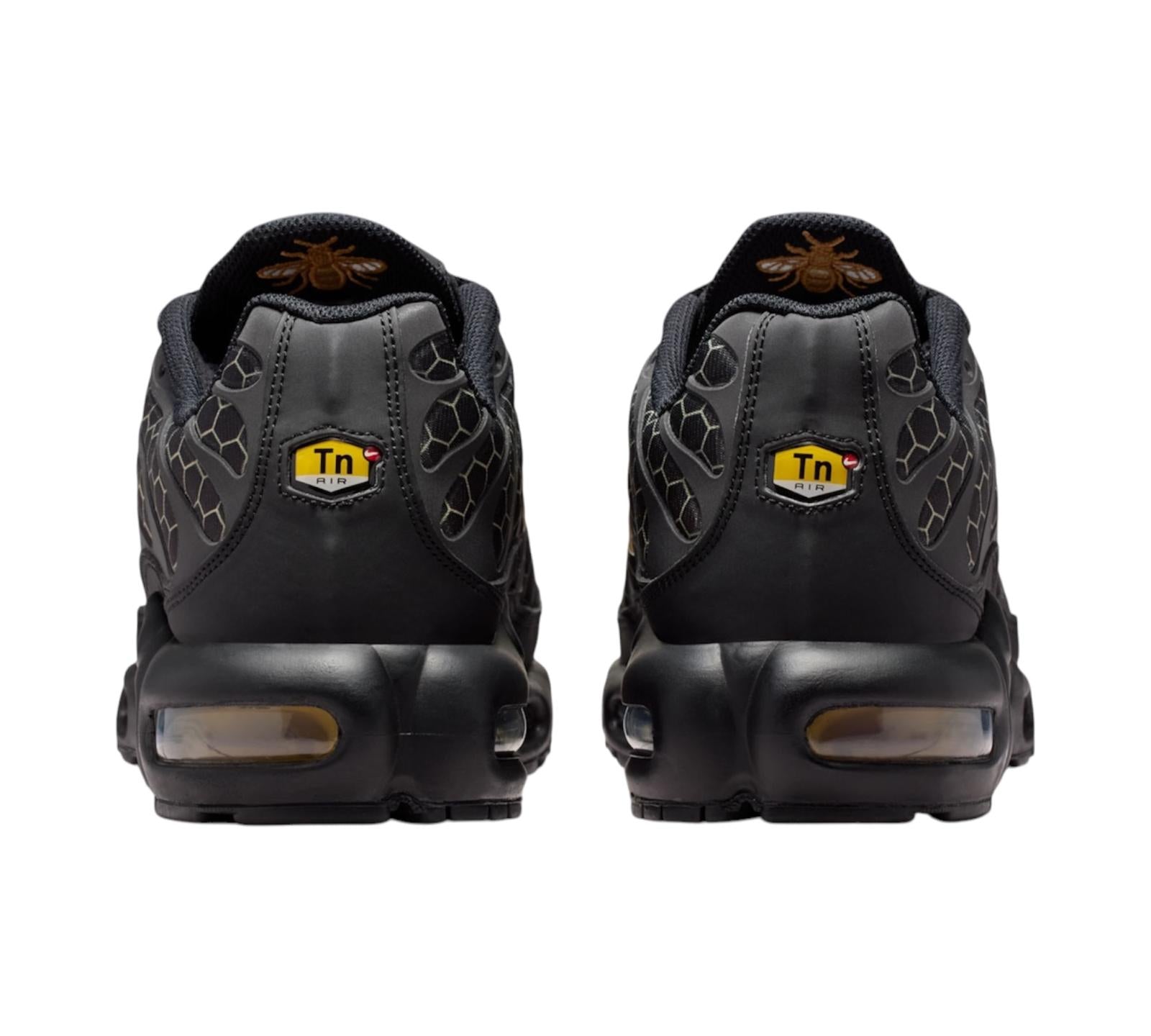 NIKE AIR MAX PLUS BLACK HONEY