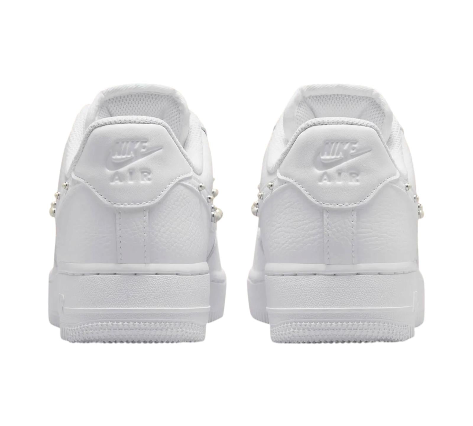 NIKE AIR FORCE 1 LOW PEARL SWOOSH