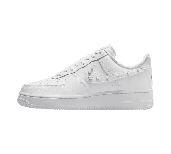 NIKE AIR FORCE 1 LOW PEARL SWOOSH