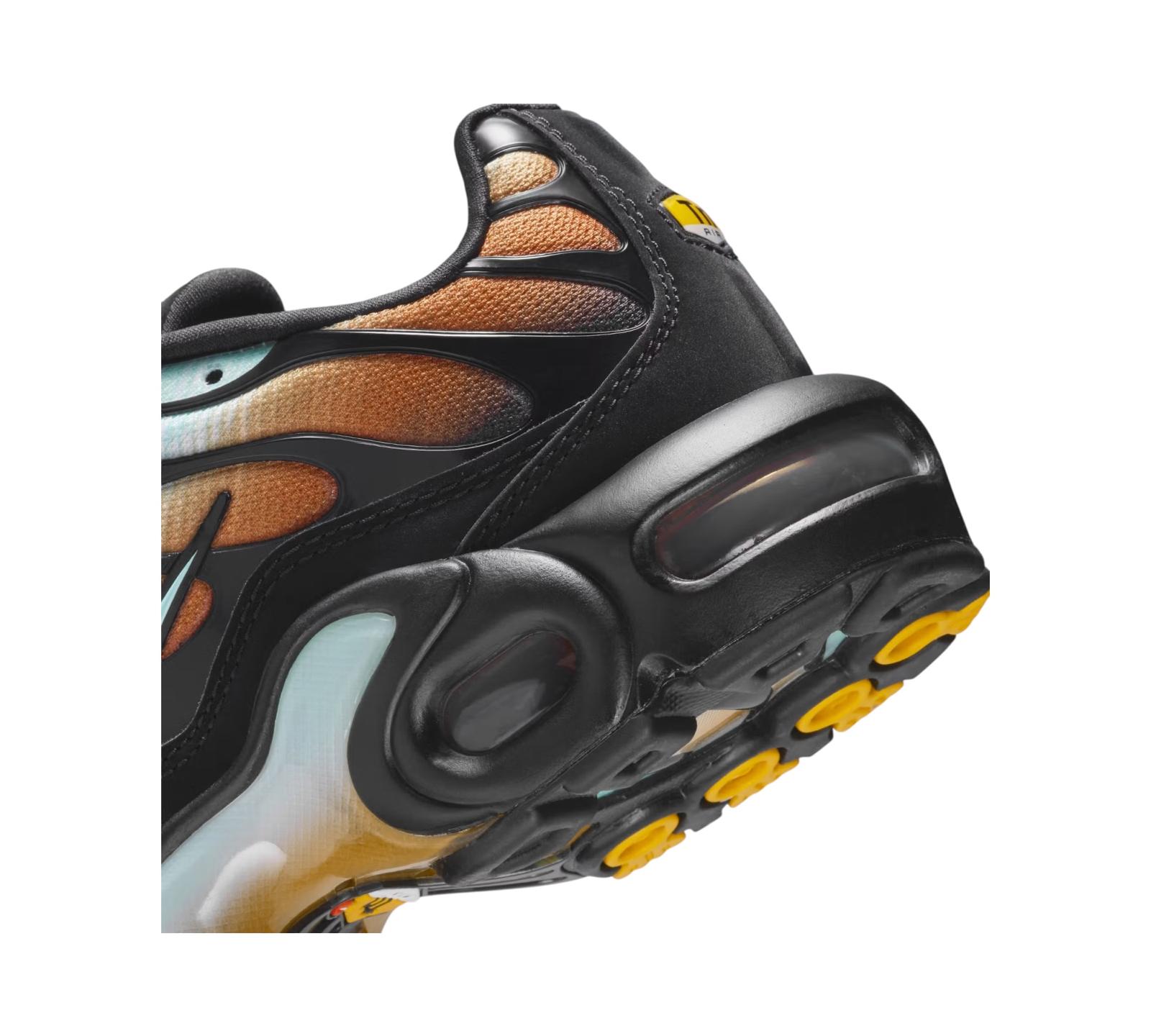 NIKE AIR MAX PLUS OG PREMIUM DESERT MONARCH