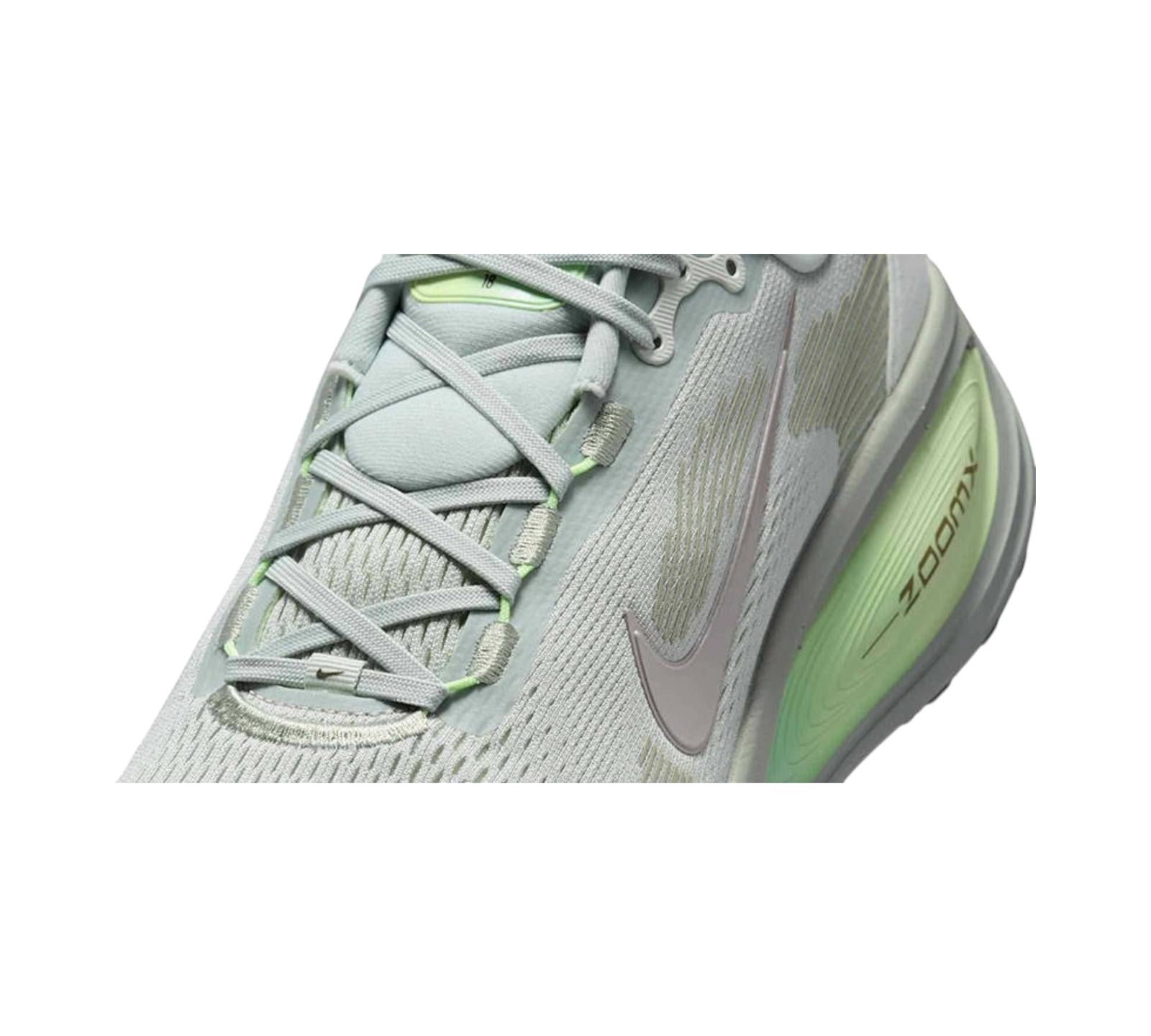 NIKE VOMERO 18 LIGHT SILVER BARELY VOLT DUSTY OLIVE COLLEGE GREY
