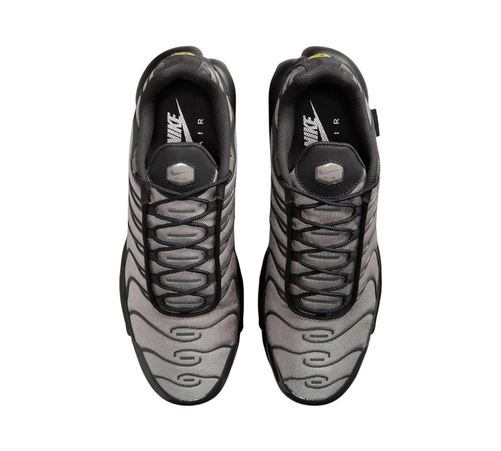 NIKE AIR MAX PLUS CORDURA DARK SMOKE GREY