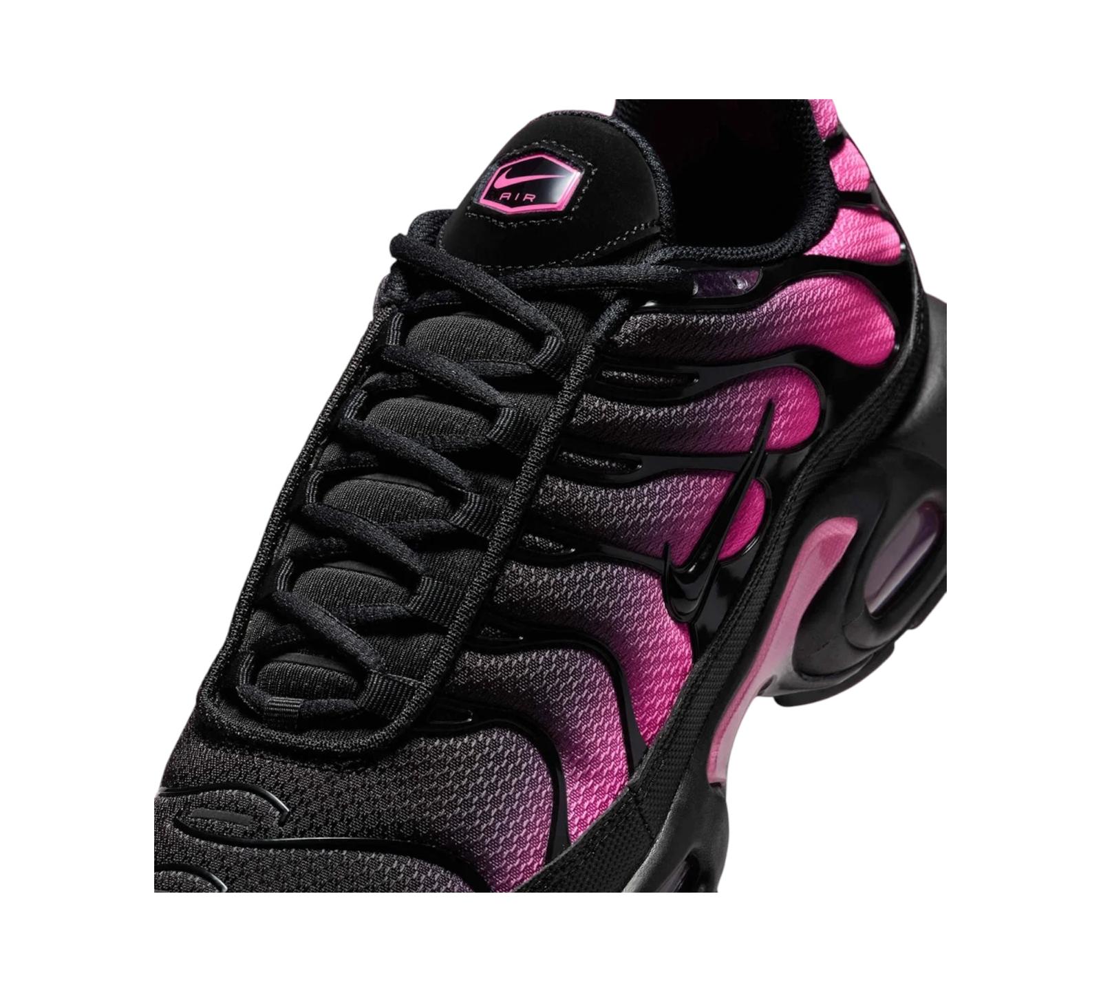 NIKE AIR MAX PLUS HYPER PINK