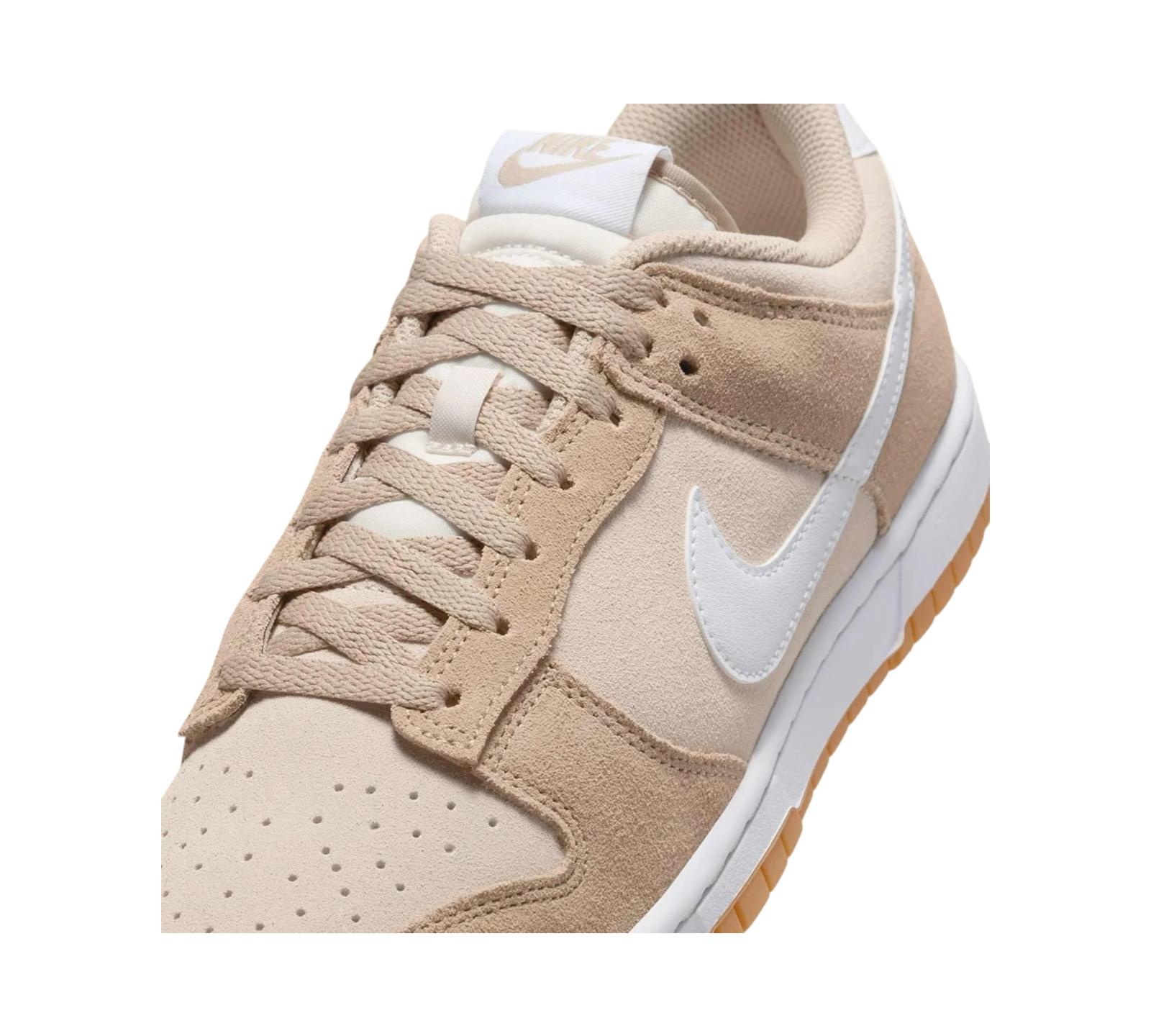 NIKE DUNK LOW SE LIGHT OREWOOD GUM